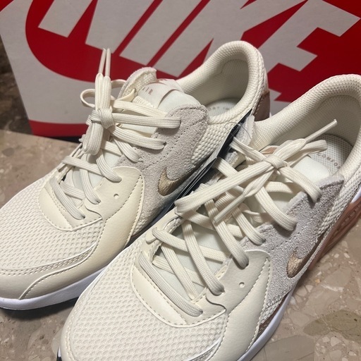NIKE AIR MAX EXCEE 24cm  未使用タグ付き