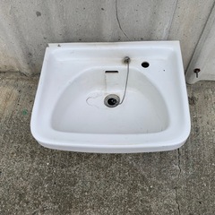 TOTO 　ホワイト系 陶器手洗い 壁掛手洗器 の画像