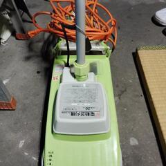 　電動芝刈り機　アイリスオーヤマの画像