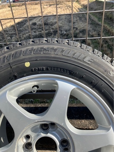 【トヨタvitz・YARS用】スタッドレスタイヤ