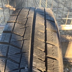 【トヨタvitz・YARS用】スタッドレスタイヤの画像