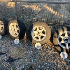 【トヨタvitz・YARS用】スタッドレスタイヤの画像