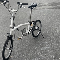 ブロンプトン　折りたたみ　自転車の画像