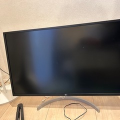 LG 32インチ　4Kモニター　32UL500の画像