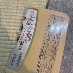 FUJITSU 電気カーペット　2畳サイズ　引き渡し場所　金沢市大野町の画像