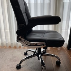 パソコンチェアの画像