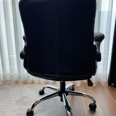 パソコンチェアの画像