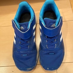adidas スニーカー  19cmの画像