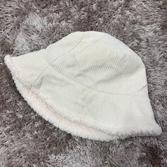 ボア帽子