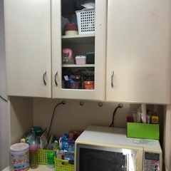 お取引中につき一時受付終了します食器棚の画像