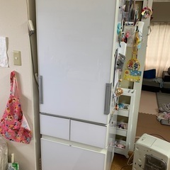 シャープ　冷蔵庫　大容量