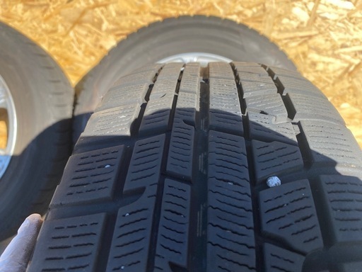 スタッドレスタイヤ  195/65R15
