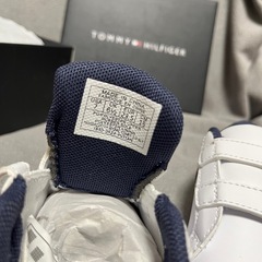 【半額以下】新品未使用　15cm トミーヒルフィガー半額以下の画像