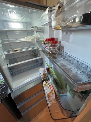 よ*う様 AQUA【3ドア冷蔵庫】2人暮らし用 2019年製【引き取り