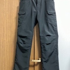 最終値下げ！販売今日迄！カーゴパンツ（ポケット10ヶ所有り）の画像
