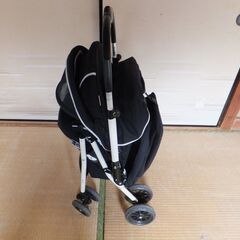 ベビーカー（乳母車）アップリカ（さらに安くしました）の画像