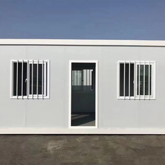 在庫一掃セール残り2棟！【資材でのご提供】W2000×D3000×H2500㎜ 約6㎡・3.7畳申請不要 現地組立 ユニットハウス 簡易ハウス コンテナハウス 窓二つ付き 納期相談 低コスト 耐火 断熱 防音 耐震 連結可能 増築対策 物置・事務所・別宅・従業員宿舎に最適 日本語説明書付き グレー (グリーン)の画像