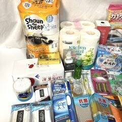 【終】【G795】日用品/雑貨/色々まとめ/トイレットペーパー/圧縮袋/湿気取り/洗濯洗剤/懐中電灯/電動歯ブラシ/スポンジ他の画像