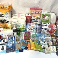 【終】【G795】日用品/雑貨/色々まとめ/トイレットペーパー/圧縮袋/湿気取り/洗濯洗剤/懐中電灯/電動歯ブラシ/スポンジ他の画像