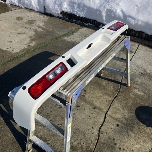 DA17 エンカーズ　リヤ　白　アゲバン