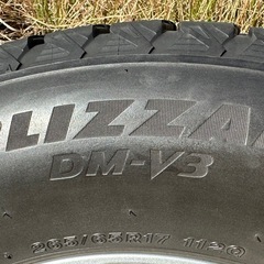 雪用　ガリ傷無し　ランドクルーザープラド 150系用 純正ホイール DM-V3ブリヂストン スタッドレスタイヤの画像