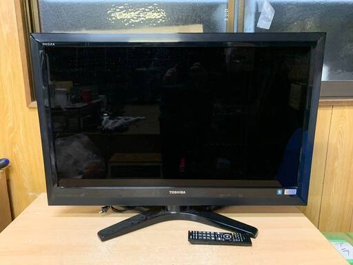 TOSHIBA　液晶カラーテレビ