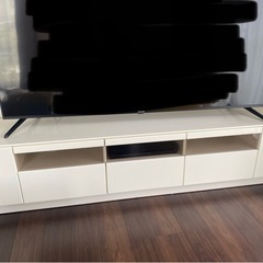 テレビボードの画像