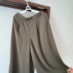 【76】値下げしました❣️Honeys ワイドパンツの画像
