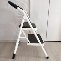 椅子にもなる脚立
