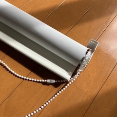 ロールスクリーンです、カーテンの画像