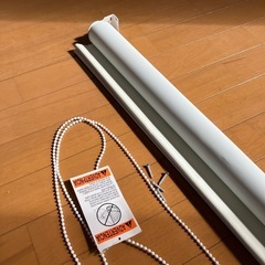 ロールスクリーンです、カーテンの画像