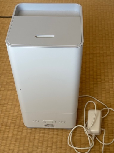 1シーズンのみ使用　加湿器