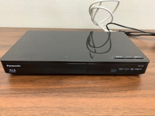 【Panasonic】19V型ポータブルテレビ&500GB内蔵HDDレコーダー付