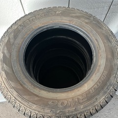 ハイエース　スタッドレス　195/80R15 105/107L キャラバン　商用タイヤ　LT　 の画像