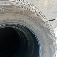 ハイエース　スタッドレス　195/80R15 105/107L キャラバン　商用タイヤ　LT　 の画像