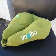 Yogibo 首に巻くやつ