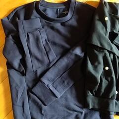 トレーナー2点とマフラー1点セットでの画像