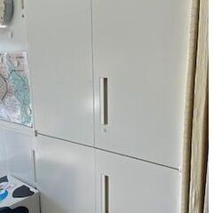 オフィス　キャビネット　内田洋行　高さ約214cm×幅約89cm...