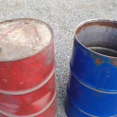 ドラム缶　赤の画像