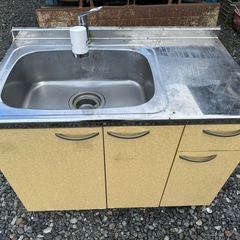 キッチン　流し台　1050サイズ
