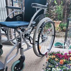 中古の車椅子を安くお譲りしますの画像