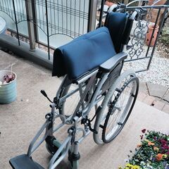 中古の車椅子を安くお譲りしますの画像