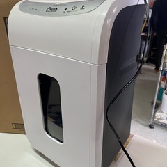 お値下げ！　アスカ Asmix 静音シュレッダー S70M 業務用/家庭用 マイクロカット 定格裁断枚数 17枚 MAX19枚 ダストボックス30L 元箱付属 動作確認済 中古品 ③の画像