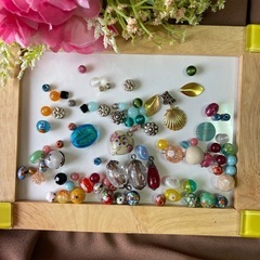 ビーズ用のパーツ約50個入り『おまけ付き』