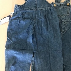 【新品タグ付】2点セット　ジーンズオーバーオールの画像