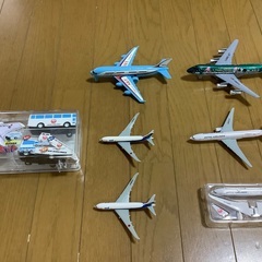 飛行機 JAL ANA おもちゃ 模型の画像