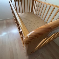 カトージ　ベビーベッド　レギュラーサイズの画像