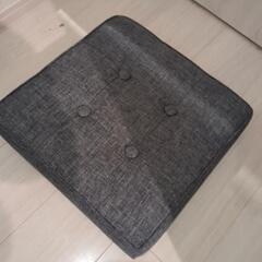 収納できる椅子の画像