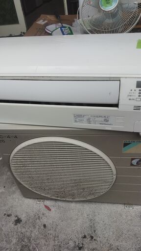 ダイキンエアコン 6畳用 2014年製 別館においてます