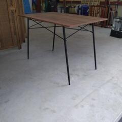 20250204002　家具　テーブルの画像